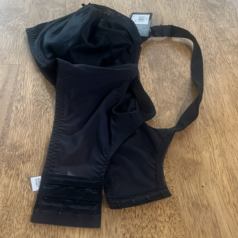 Bali 38DD Black Classic Support, Underwire, Full Coverage, Back Smoothing Bra - Picture 4 of 5